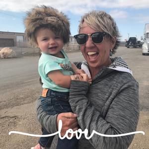 Meet your Posher, Karon